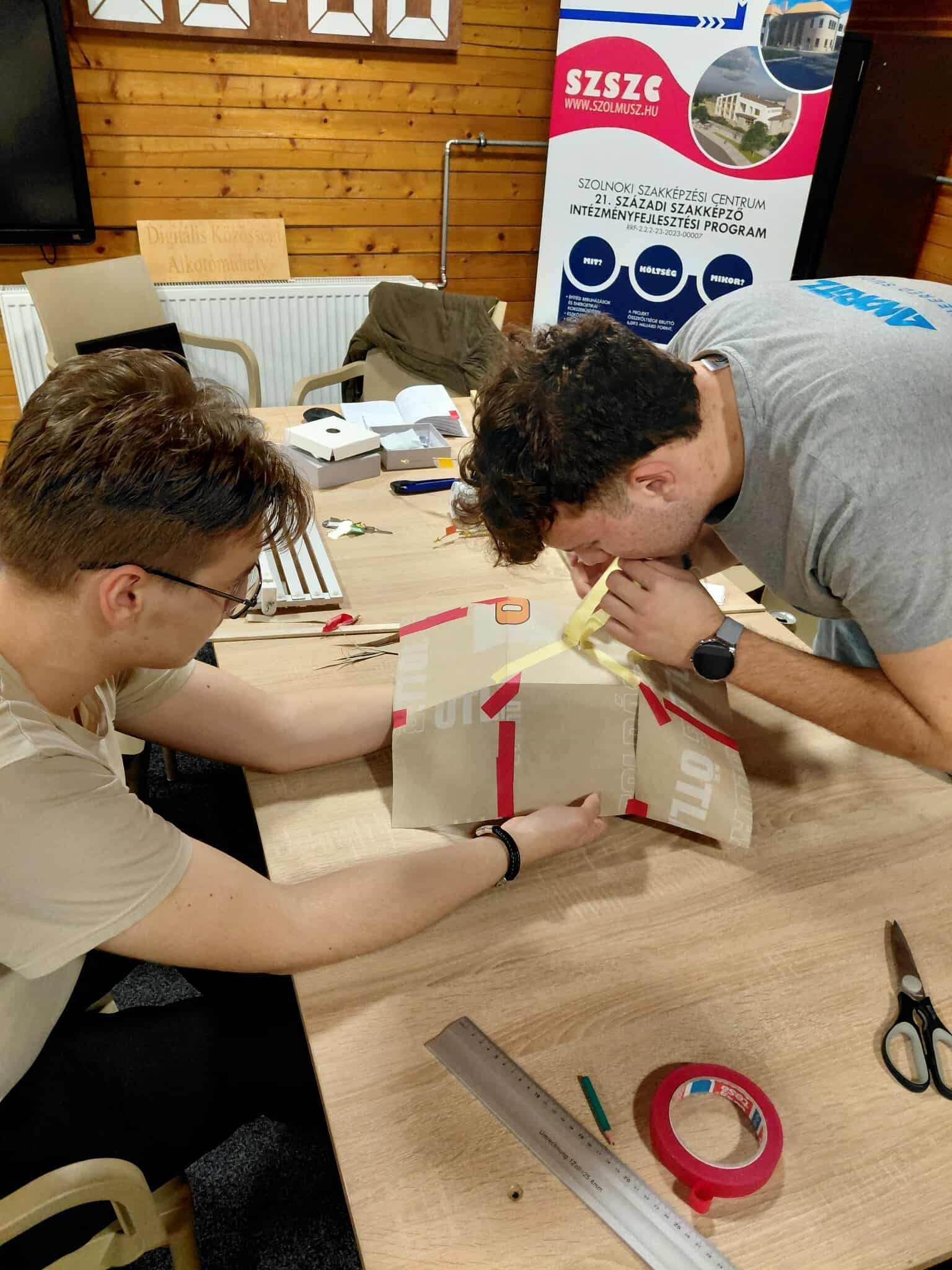 Ejtőernyő fejlesztése